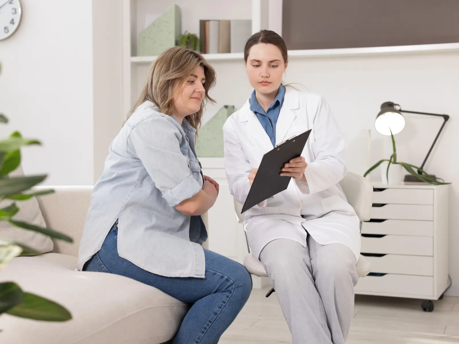 Professional body contouring consultation pricing presentation